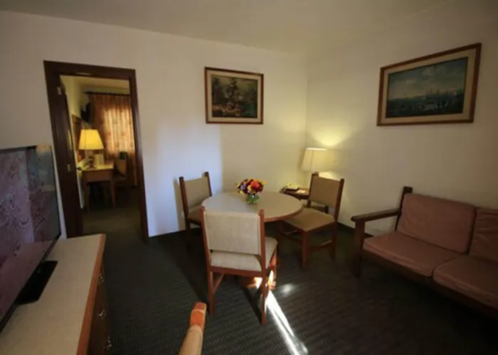 Maria Cristina 4*