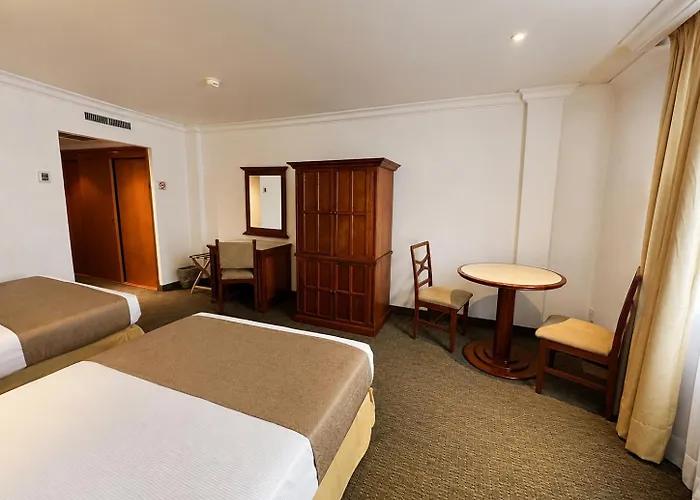 Hotel Maria Cristina 4*